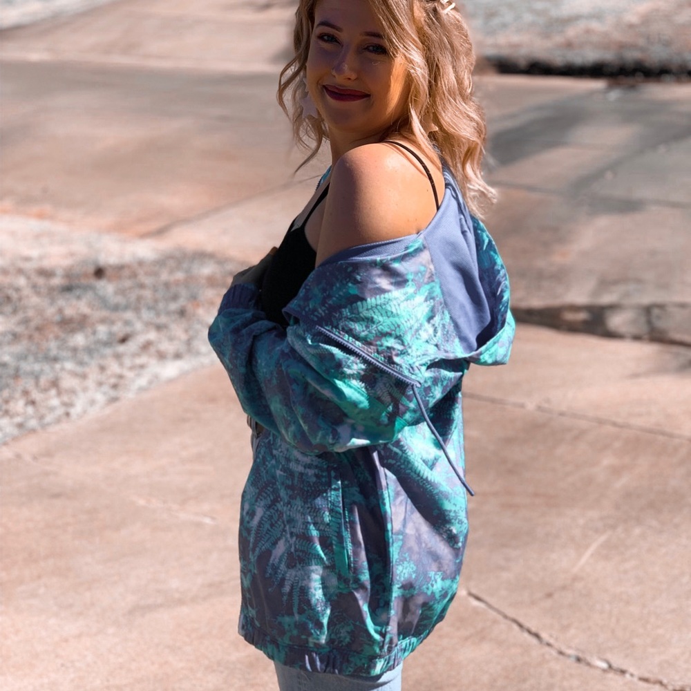 SOLD Vintage adidas windbreaker ✨ 80s vibes 😍